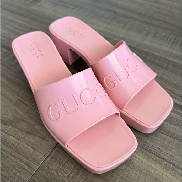 Gucci Pink Monogram Rubber Slide Mule Sandals Sz 8 - Picture 9 of 10